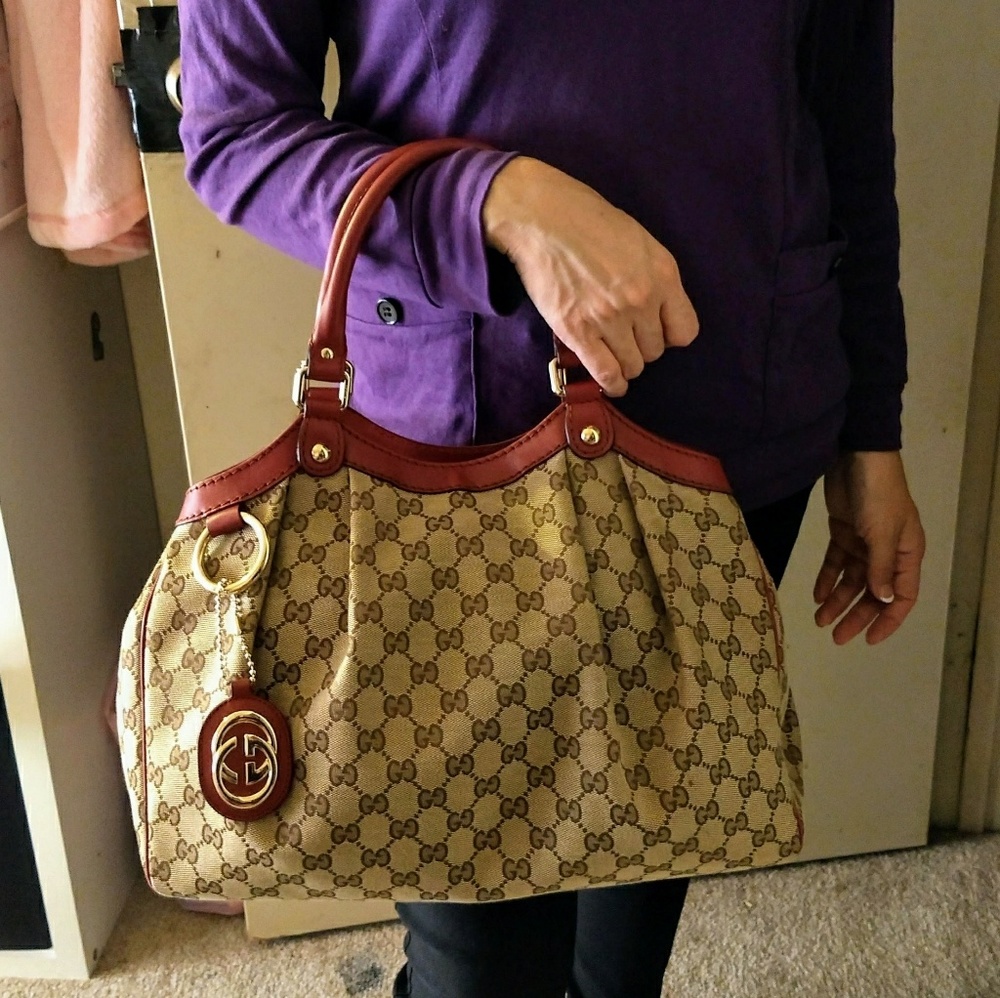 Gucci, Med Sukey, GG canvas monogram (211944)
